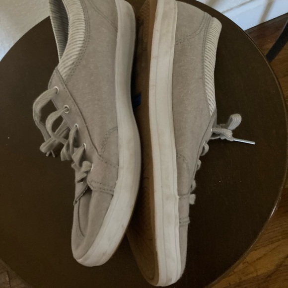 Ked’s shoes - Picture 4 of 5